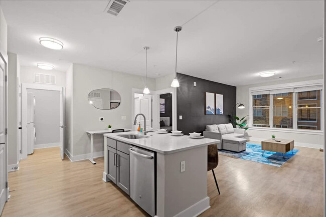 Building Photo - 5811 Market Way Dr