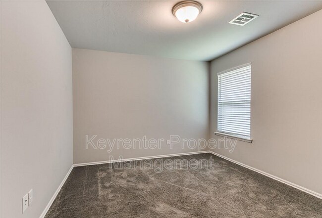 Building Photo - 15316 Hill Branch Rd