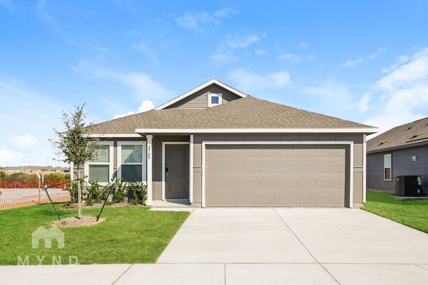 Primary Photo - 2705 Mistwood Dr