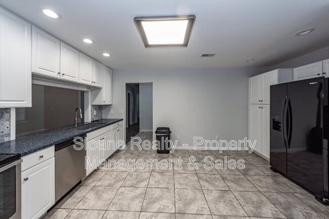 Building Photo - 3618 Walkers Ferry Ln