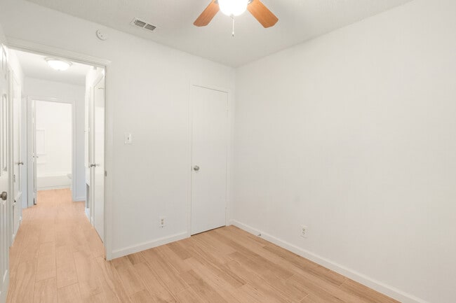Building Photo - 6209 Middleham Pl