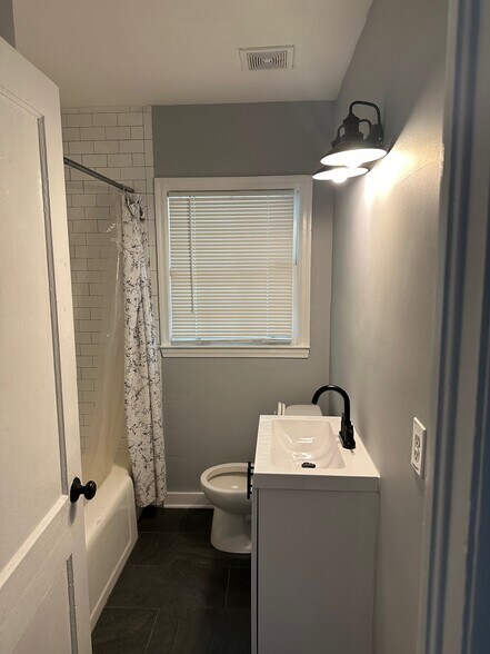 Bathroom - 1407 Kennesaw Dr NW