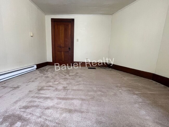 Building Photo - Affordable 3 Bedroom Home