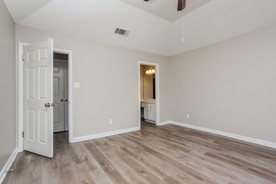 Building Photo - 6722 Finch Rd