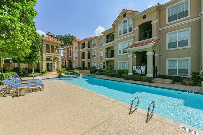 Building Photo - 3231 Allen Pkwy