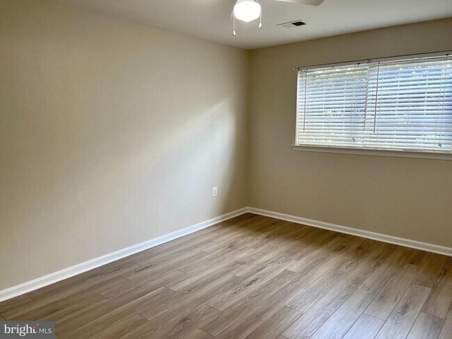 Building Photo - 1122 Huntmaster Terrace NE