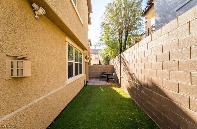 Building Photo - 1537 Moss View Ct