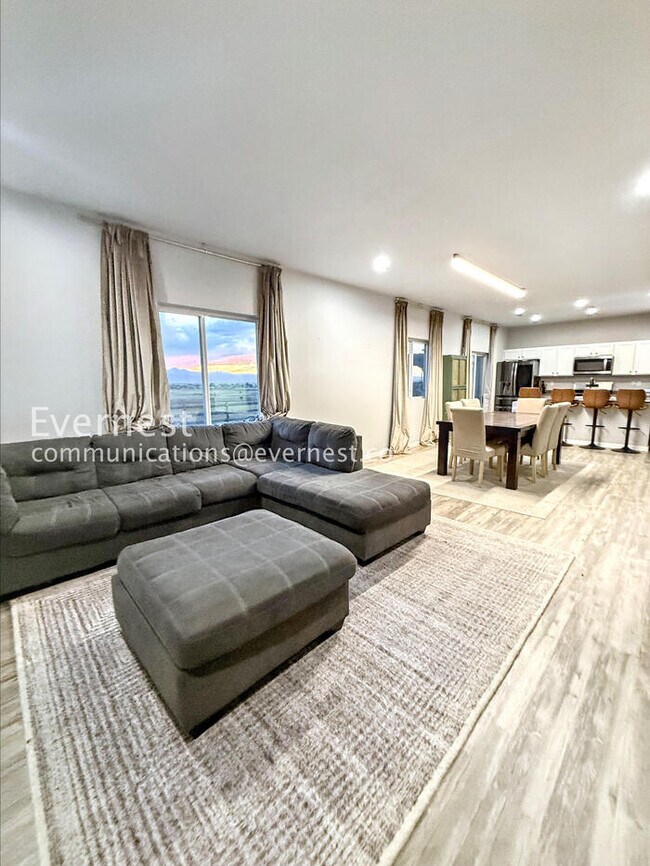 Building Photo - 1123 Huntington Ave