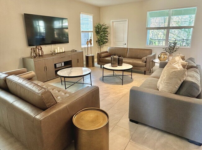 Building Photo - 2818 Storey Cove Ave