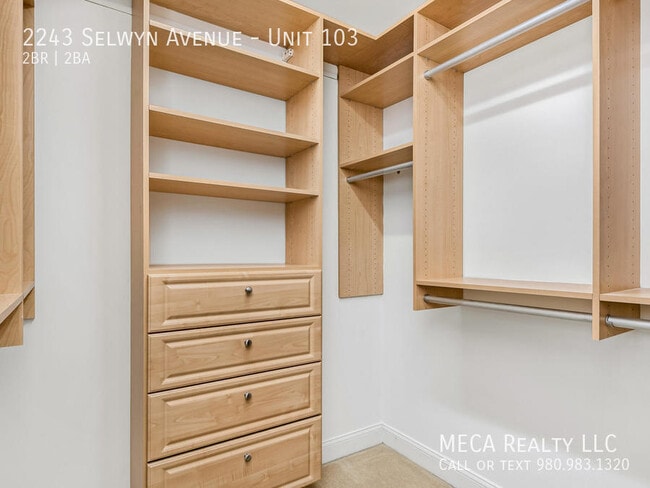 Building Photo - 2243 Selwyn Ave