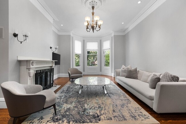 Building Photo - 321 Beacon St