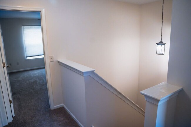 Building Photo - 149 Sunnyside Ln