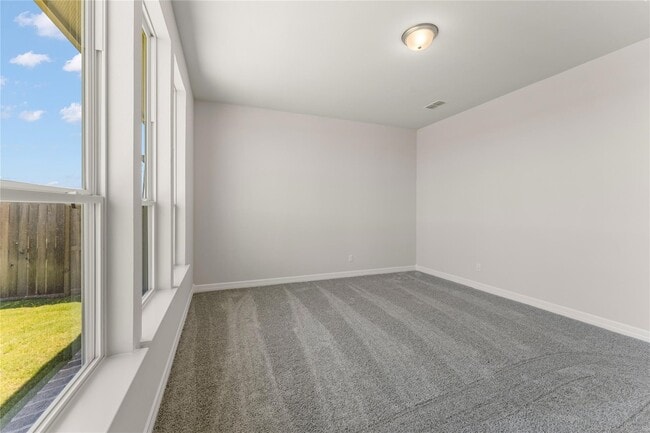Building Photo - 28938 Hauter Wy