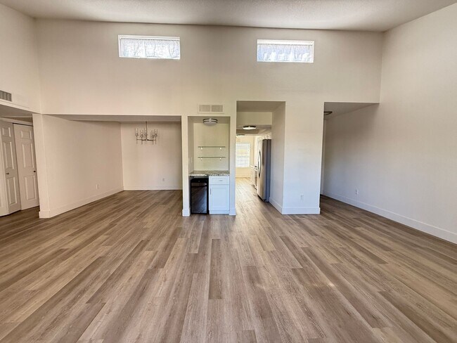 Building Photo - Villa Estados 3 Bedroom for rent!