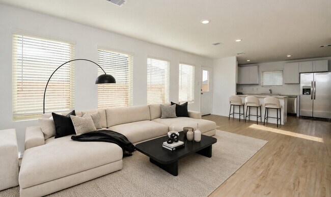 Building Photo - 26811 Urraca Dr