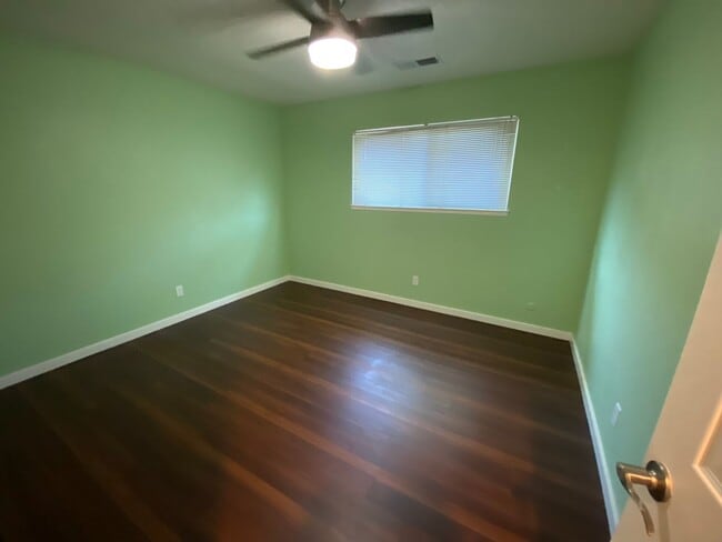 Building Photo - Beautiful Home for rent in Visalia, Ca