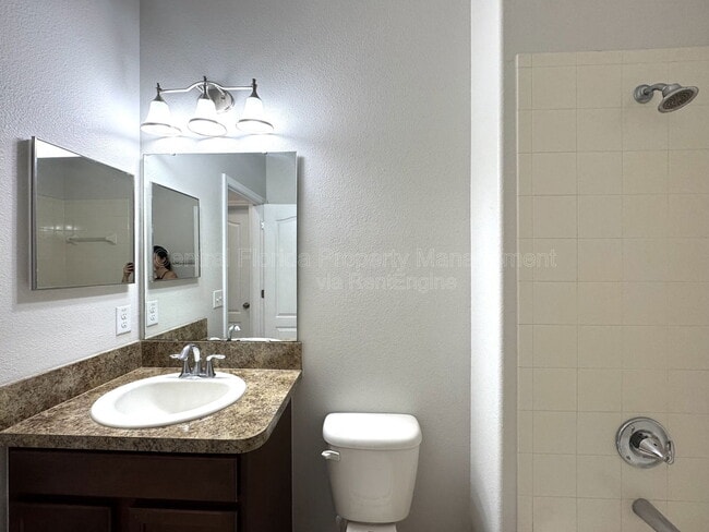 Building Photo - 3040 Youngford St