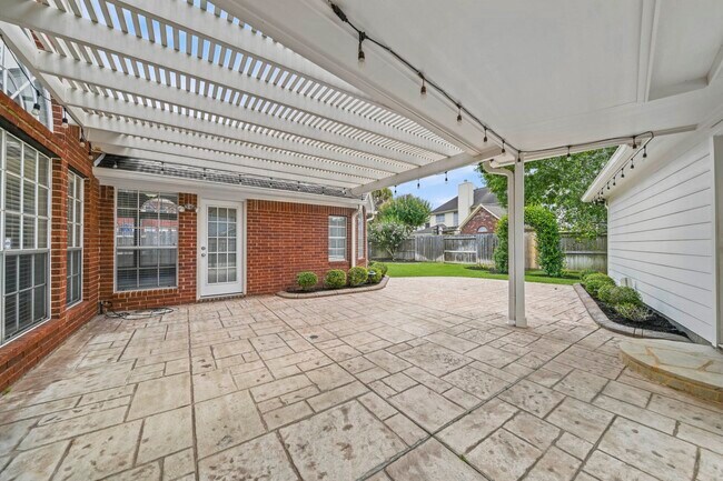Building Photo - 1735 Berkoff Dr