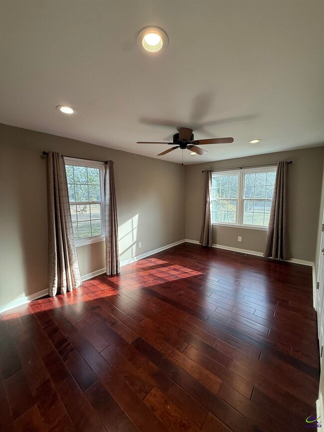 Building Photo - 5035 Housers Mill Rd