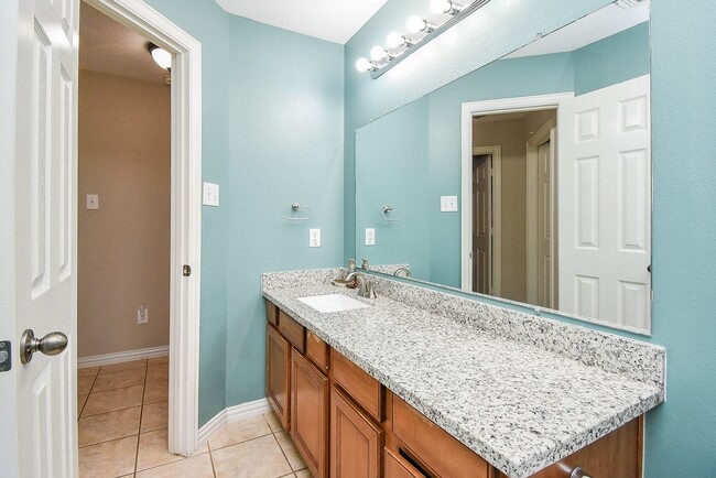Building Photo - 28026 Rusty Hawthorne Dr
