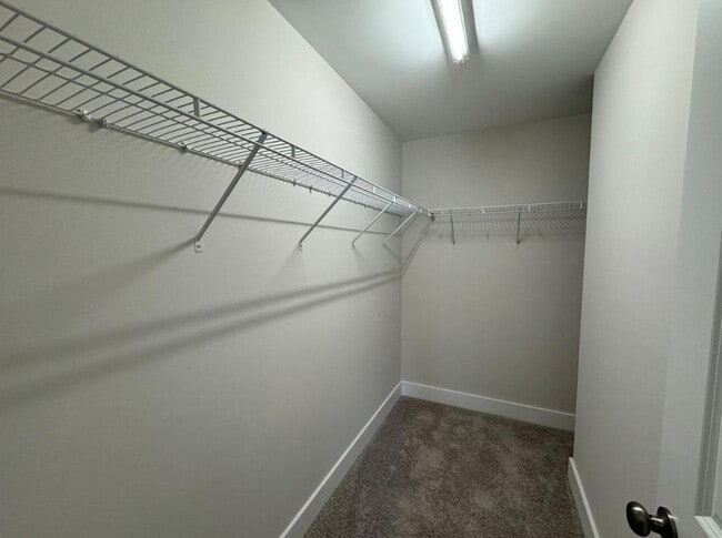 Building Photo - 824 Pryor St