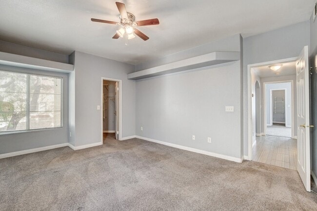 Building Photo - Stunning Upstairs Condo in Gated Indian Wells Community!