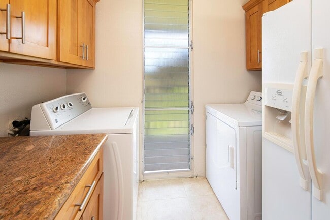 Building Photo - 95-269 Waikalani Drive - 1205