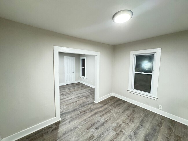 Building Photo - 38 Clifton Ave