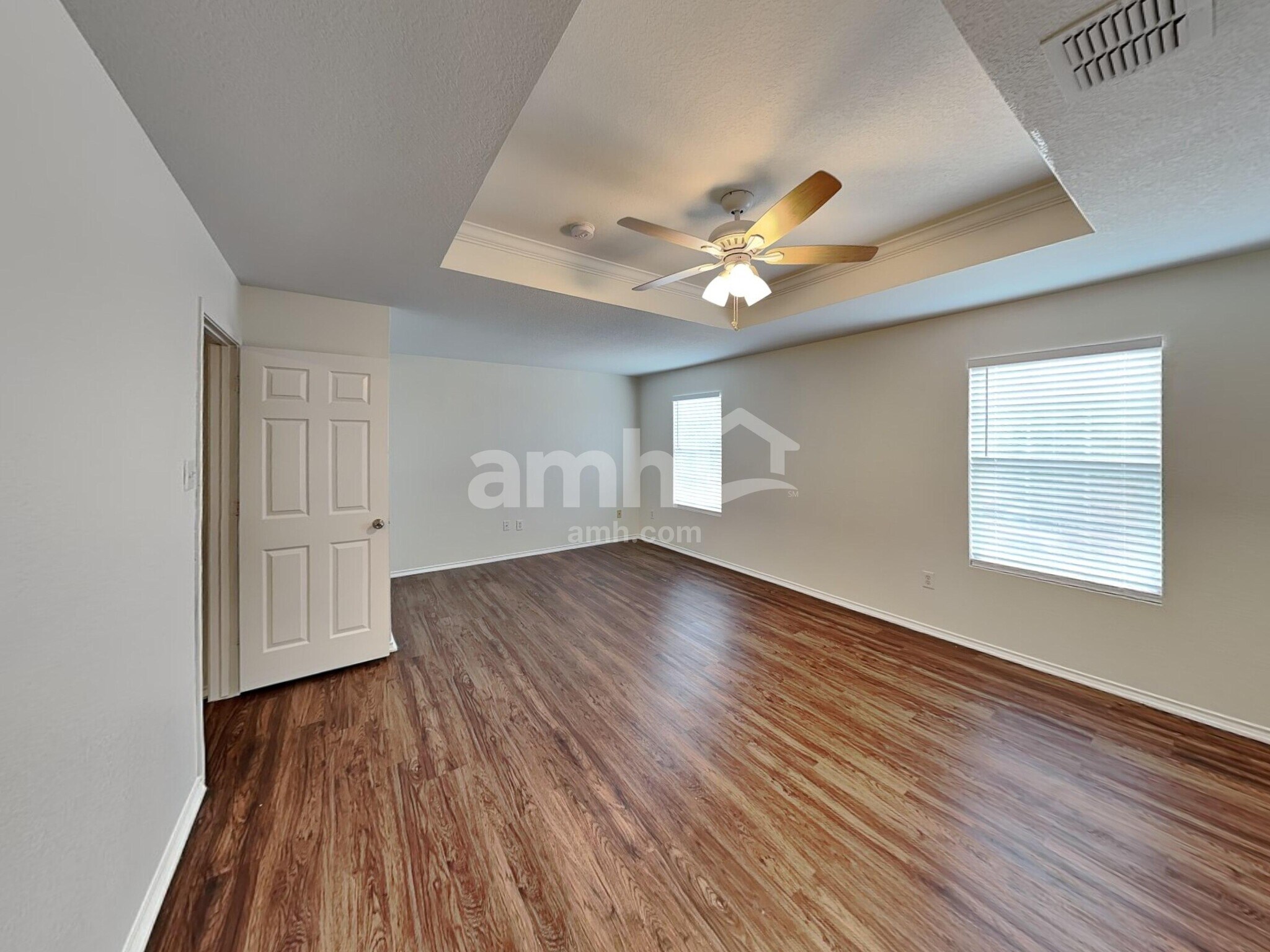 Building Photo - 9315 Juniper Spring