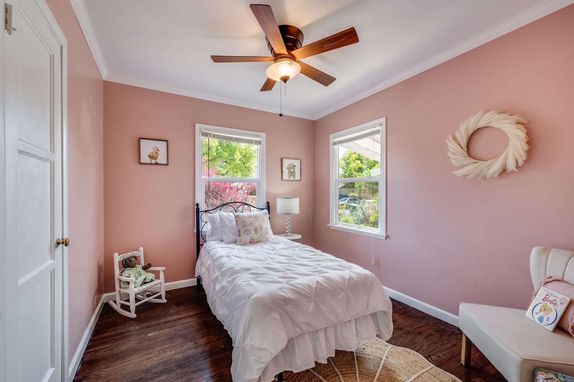 Building Photo - 6901 Bertrand Ave