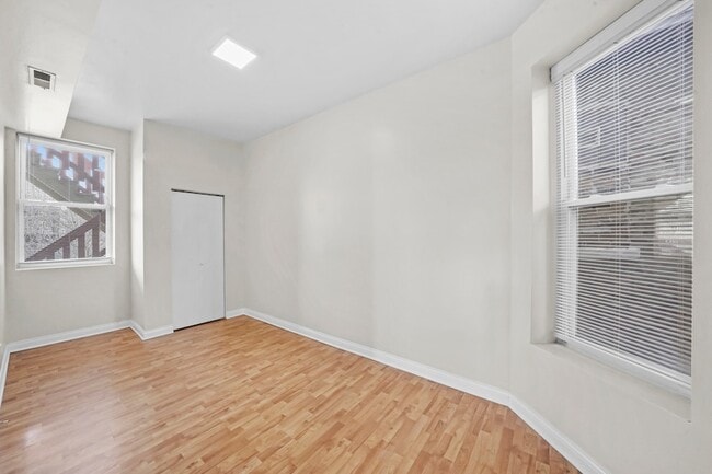 Building Photo - 1254 S Kildare Ave