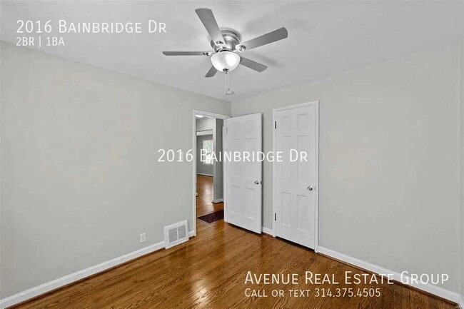 Building Photo - 2016 Bainbridge Dr