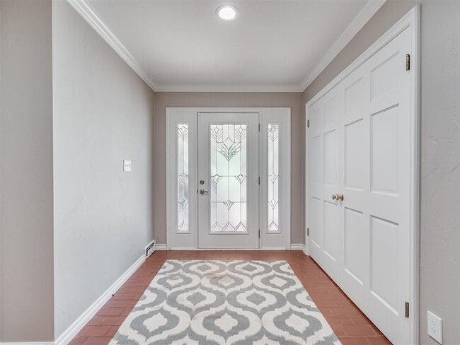 Building Photo - 1516 E Britton Rd