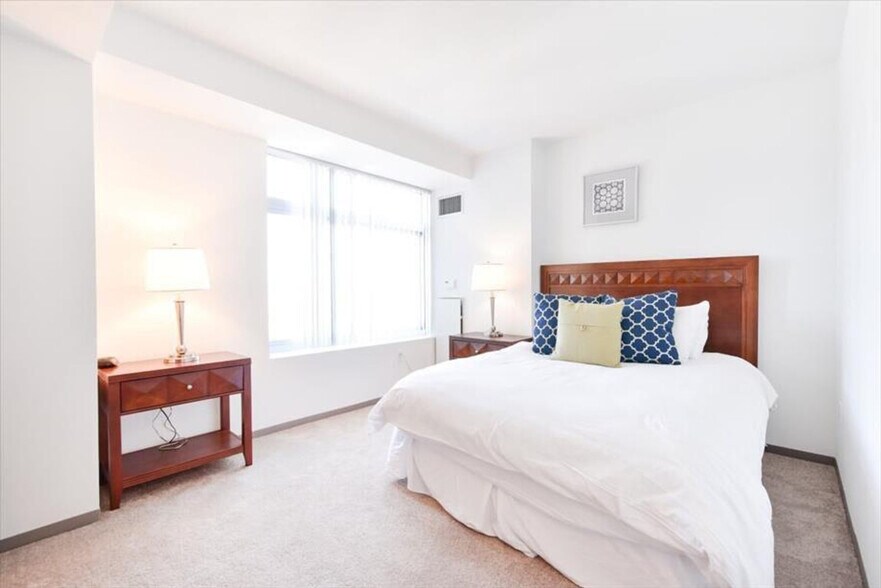 Building Photo - 356 Third Street-GO ID1039923P