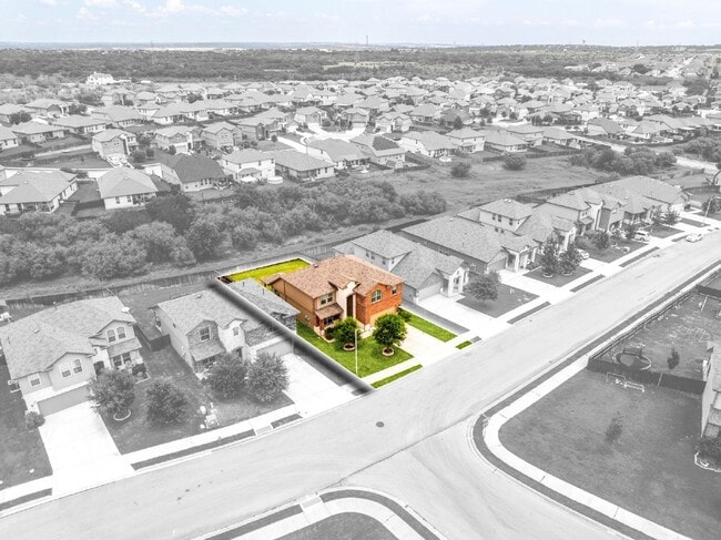 Building Photo - 2-Story Home with Greenbelt Views