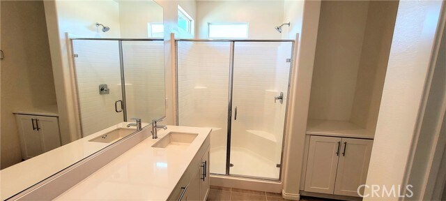 Building Photo - 45 Aria St