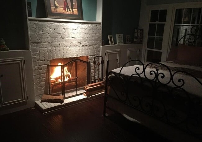 Building Photo - 3817 Cherry Ave