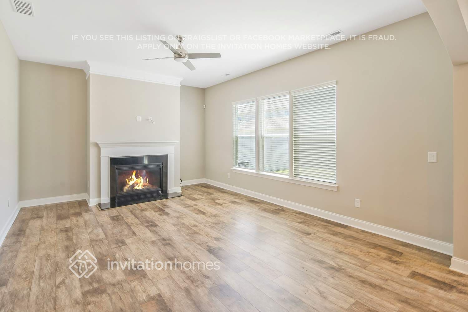 Building Photo - 1400 Thessallian Ln