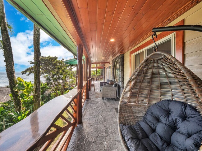 Building Photo - Oceanfront Estate: The Honolii Hale
