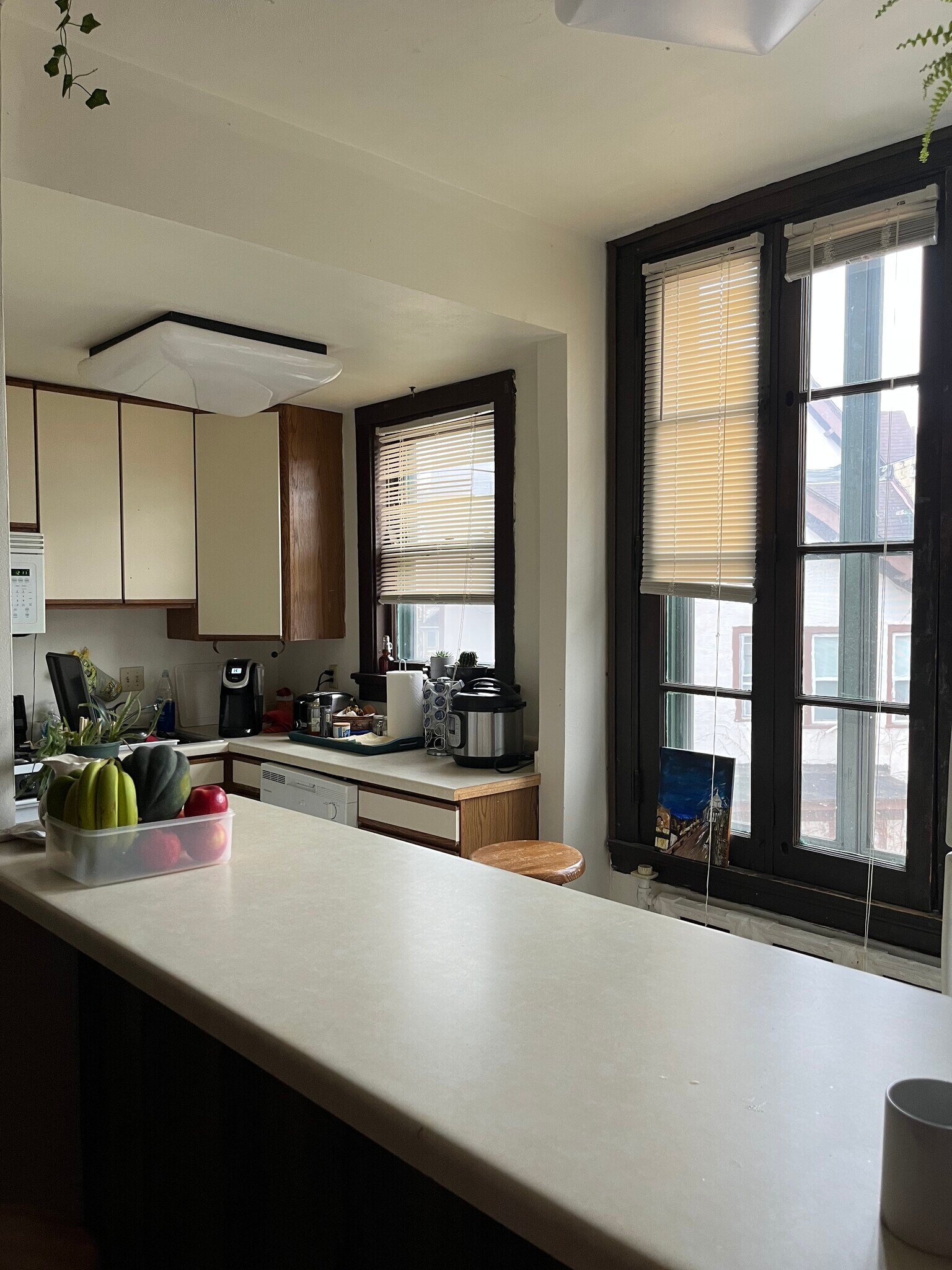 Building Photo - 612 Howard Plz