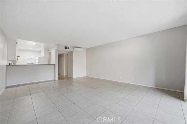 Building Photo - 82 Tangelo