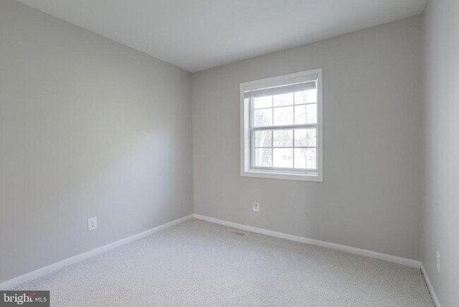 Building Photo - 5312 Anchor Ct