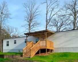 Building Photo - 127 Lonesome Hill Rd