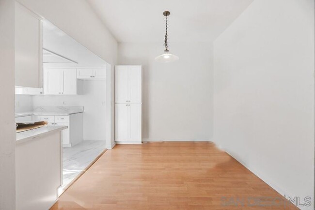 Building Photo - 5170 Clairemont Mesa Blvd