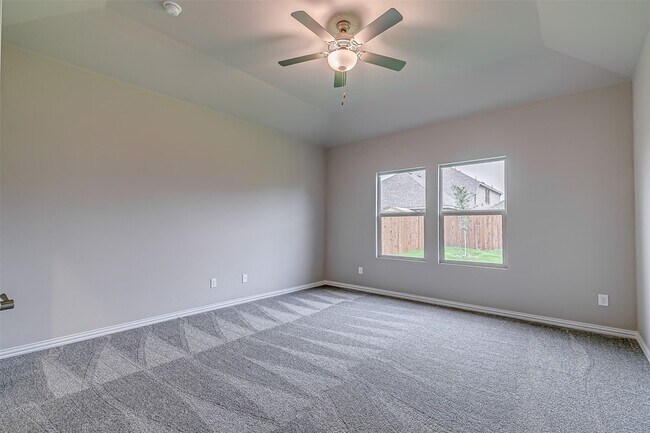 Building Photo - 337 Edmund Ln