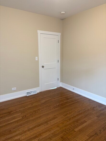 Building Photo - 6802 W Highland Ave