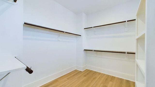 Building Photo - 5212 Pine Tree Dr