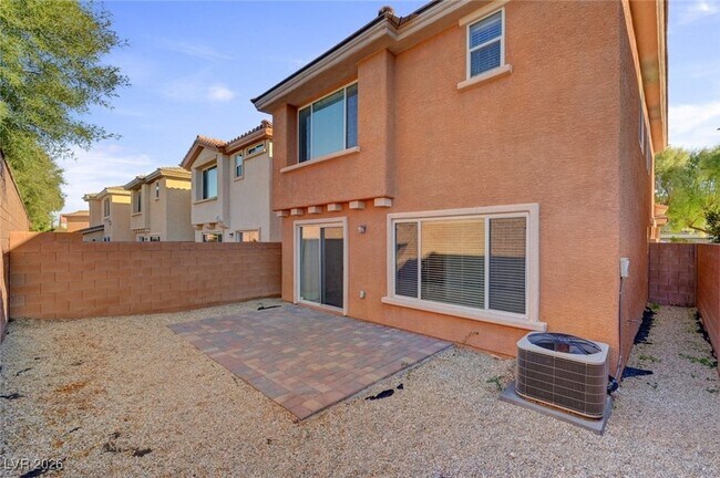 Building Photo - 9947 Corbridge St