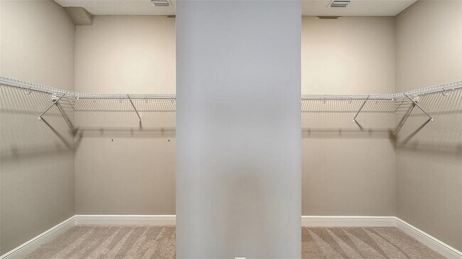 Building Photo - 16905 Sweetwater Village Dr