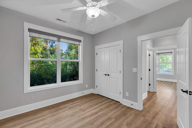 Building Photo - West Azalea 3Bedroom Home Coming Soon!